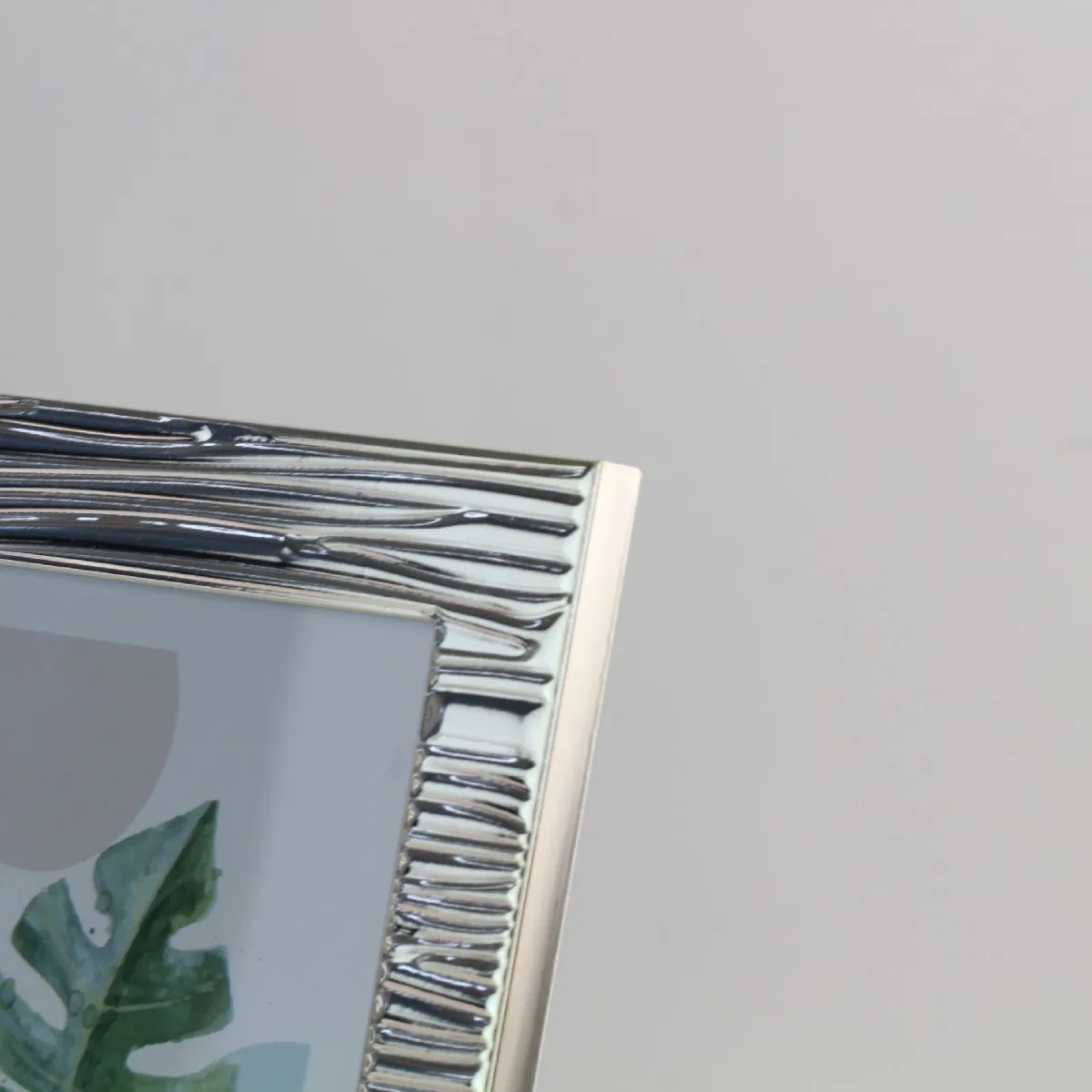 アルミニウム製ヨーロピアンスタイルのガラス製フォトフレーム。 - Bamboo Photo Frame のレビューと価格